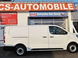 Weiß Gebraucht 2021 Opel Vivaro Van | 17.995 € (Guter Preis)
