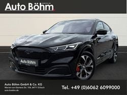 Schwarz(metallic) Gebraucht 2022 Ford Mustang Mach-E SUV | 30.930 € (Guter Preis)