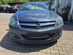 Blau Gebraucht 2008 Opel Astra Cabriolet Cabrio | 3.500 €