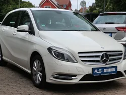 Calcitweiss unilack Gebraucht 2014 Mercedes B200 Van / Kleinbus | 7.490 € (Teuer)