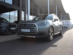 Grün Gebraucht 2024 Mini Cooper S Countryman Favoured SUV | 47.900 €