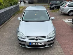 Silber Gebraucht 2005 VW Golf V Limousine | 3.900 € (Teuer)
