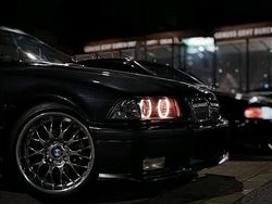 Violet Gebraucht 1997 BMW 318 Cabriolet Cabrio | 8.750 €