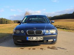 Blau Gebraucht 2004 BMW 318 Compact Lifestyle Kleinwagen | 2.700 € (Fairer Preis)