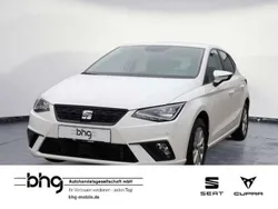 Weiß Gebraucht 2021 Seat Ibiza Beats Limousine | 17.860 € (Fairer Preis)