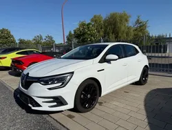 Weiß Gebraucht 2021 Renault Mégane IV Limousine | 13.900 €