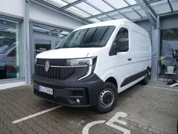 Mineralweiß Gebraucht 2024 Renault Master Van | 48.000 €