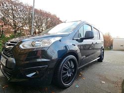 Schwarz Gebraucht 2015 Ford Tourneo Connect Van / Kleinbus | 8.999 €