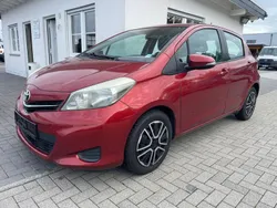 Rot Gebraucht 2011 Toyota Yaris Life Kleinwagen | 2.999 € (Fairer Preis)