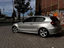 Silber Gebraucht 2007 BMW 120 Kleinwagen | 3.400 € (Fairer Preis)