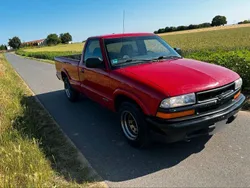 Rot Gebraucht 2001 Chevrolet S10 SUV | 7.300 €