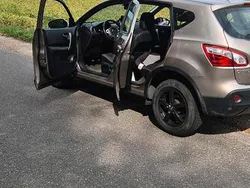 Braun Gebraucht 2012 Nissan Qashqai SUV | 8.500 € (Fairer Preis)