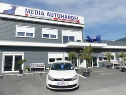 Weiß Gebraucht 2009 VW Golf VI Trendline Limousine | 6.500 € (Fairer Preis)