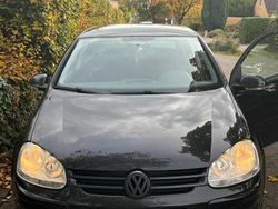 Schwarz Gebraucht 2007 VW Golf V Edition Kleinwagen | 3.000 € (Fairer Preis)