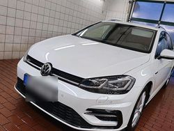 Weiß Gebraucht 2017 VW Golf VII Kombi | 16.000 € (Teuer)