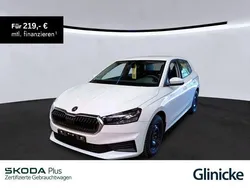 Candyweiss Gebraucht 2023 Skoda Fabia Active Kleinwagen | 15.833 € (Fairer Preis)
