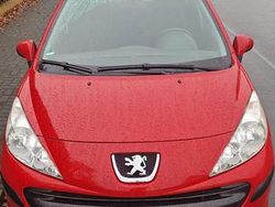 Rot Gebraucht 2008 Peugeot 207 Filou Kleinwagen | 2.700 € (Fairer Preis)