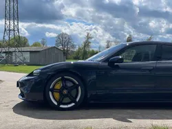 Schwarz Gebraucht 2021 Porsche Taycan Turbo S Limousine | 102.000 € (Etwas zu teuer)