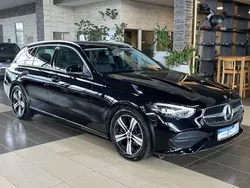 Schwarz Gebraucht 2023 Mercedes C200 Avantgarde Kombi | 30.840 € (Guter Preis)