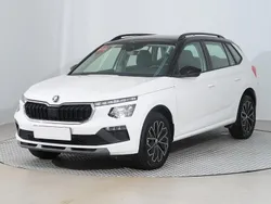 Weiß Gebraucht 2024 Skoda Kamiq Selection SUV | 21.738 € (Fairer Preis)