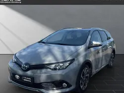Grau Gebraucht 2018 Toyota Corolla Style Kombi | 14.990 € (Etwas zu teuer)