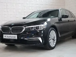Black sapphire metallic Gebraucht 2018 BMW 520 Luxury Line Kombi | 18.890 € (Fairer Preis)