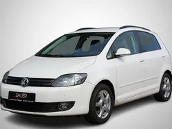 Weiß Gebraucht 2009 VW Golf Plus Comfortline Van / Kleinbus | 5.980 € (Fairer Preis)