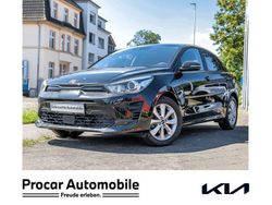 Auroraschwarz Gebraucht 2021 Kia Rio Vision Kleinwagen | 18.440 € (Teuer)