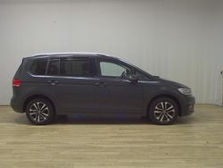 Grau Gebraucht 2021 VW Touran United Van / Kleinbus | 18.980 € (Guter Preis)