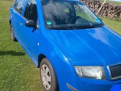 Blau Gebraucht 2006 Skoda Fabia Kleinwagen | 1.400 € (Fairer Preis)