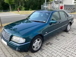 Grün Gebraucht 1997 Mercedes C230 Elegance Limousine | 2.799 € (Superpreis)