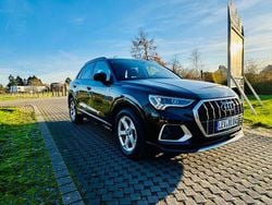 Schwarz Gebraucht 2019 Audi Q3 Ambiente SUV | 21.300 € (Fairer Preis)