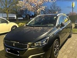 Grau Gebraucht 2015 Peugeot 508 Kombi | 8.200 € (Teuer)