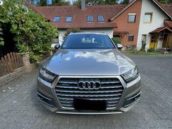 Beige Gebraucht 2015 Audi Q7 Ambiente SUV | 34.000 € (Teuer)