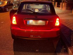 Rot Gebraucht 2011 Mini Cooper Kleinwagen | 2.900 € (Superpreis)