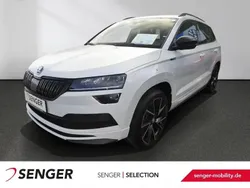 Weiß Gebraucht 2022 Skoda Karoq SportLine SUV | 27.980 € (Fairer Preis)