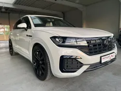 Weiß Gebraucht 2018 VW Touareg Style SUV | 44.299 €