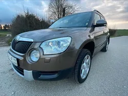 Braun Gebraucht 2013 Skoda Yeti Experience SUV | 8.490 € (Fairer Preis)