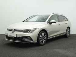 Silber Gebraucht 2024 VW Golf VIII Move Kombi | 30.789 € (Fairer Preis)