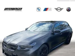 Grau Gebraucht 2025 BMW M5 Comfort Edition Kombi | 142.390 € (Superpreis)