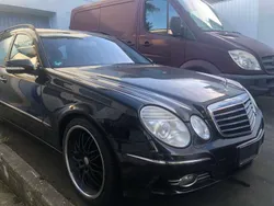 Obsidianschwarz metalliclack Gebraucht 2009 Mercedes E320 Kombi | 6.000 € (Fairer Preis)