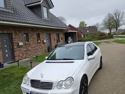 Weiß Gebraucht 2007 Mercedes C200 Limousine | 3.700 € (Superpreis)