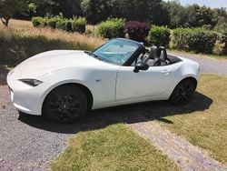Weiß Gebraucht 2018 Mazda MX5 Center-Line Cabrio | 18.900 € (Fairer Preis)
