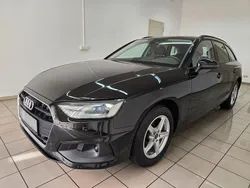 Brilliantschwarz Gebraucht 2022 Audi A4 Sport Kombi | 21.990 € (Fairer Preis)