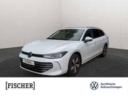 Weiss Gebraucht 2024 VW Passat Business Kombi | 32.987 € (Guter Preis)