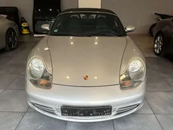 Silber Gebraucht 2002 Porsche Boxster Cabrio | 19.499 € (Teuer)