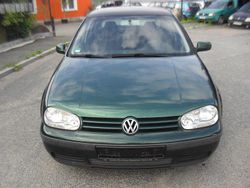 Grün Gebraucht 2000 VW Golf IV Limousine | 1.450 € (Fairer Preis)