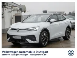 Gletscherweiß metallic/schwarz Gebraucht 2024 VW ID.5 Pro SUV | 39.430 € (Superpreis)