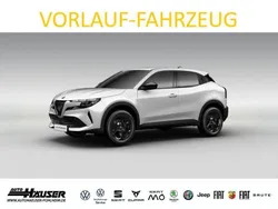 Weiss Neu 2025 Alfa Romeo Junior SUV | 29.495 € (Fairer Preis)