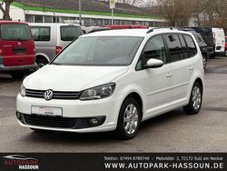Weiß Gebraucht 2014 VW Touran Comfortline Van / Kleinbus | 4.999 € (Etwas zu teuer)